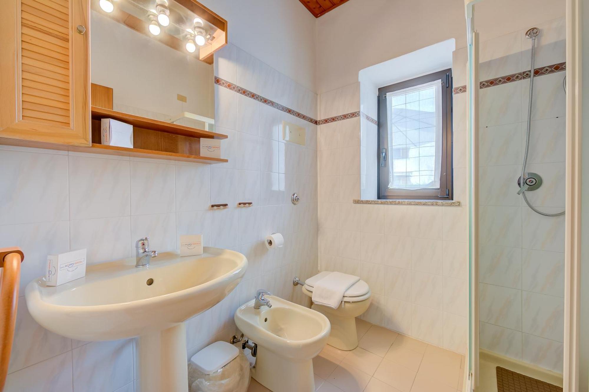 Al Peveri - Private Parking & Near Lake - Happy Rentals Toscolano-Maderno Exterior foto