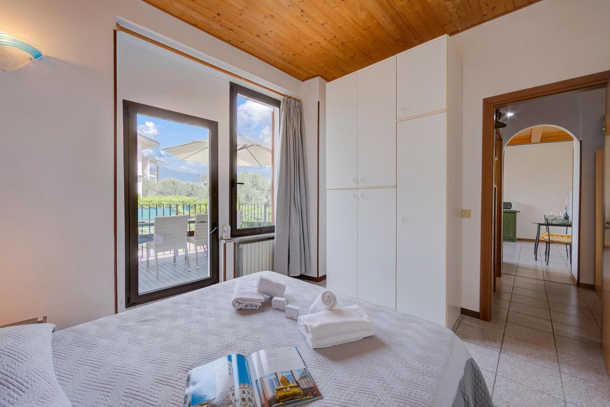 Al Peveri - Private Parking & Near Lake - Happy Rentals Toscolano-Maderno Exterior foto