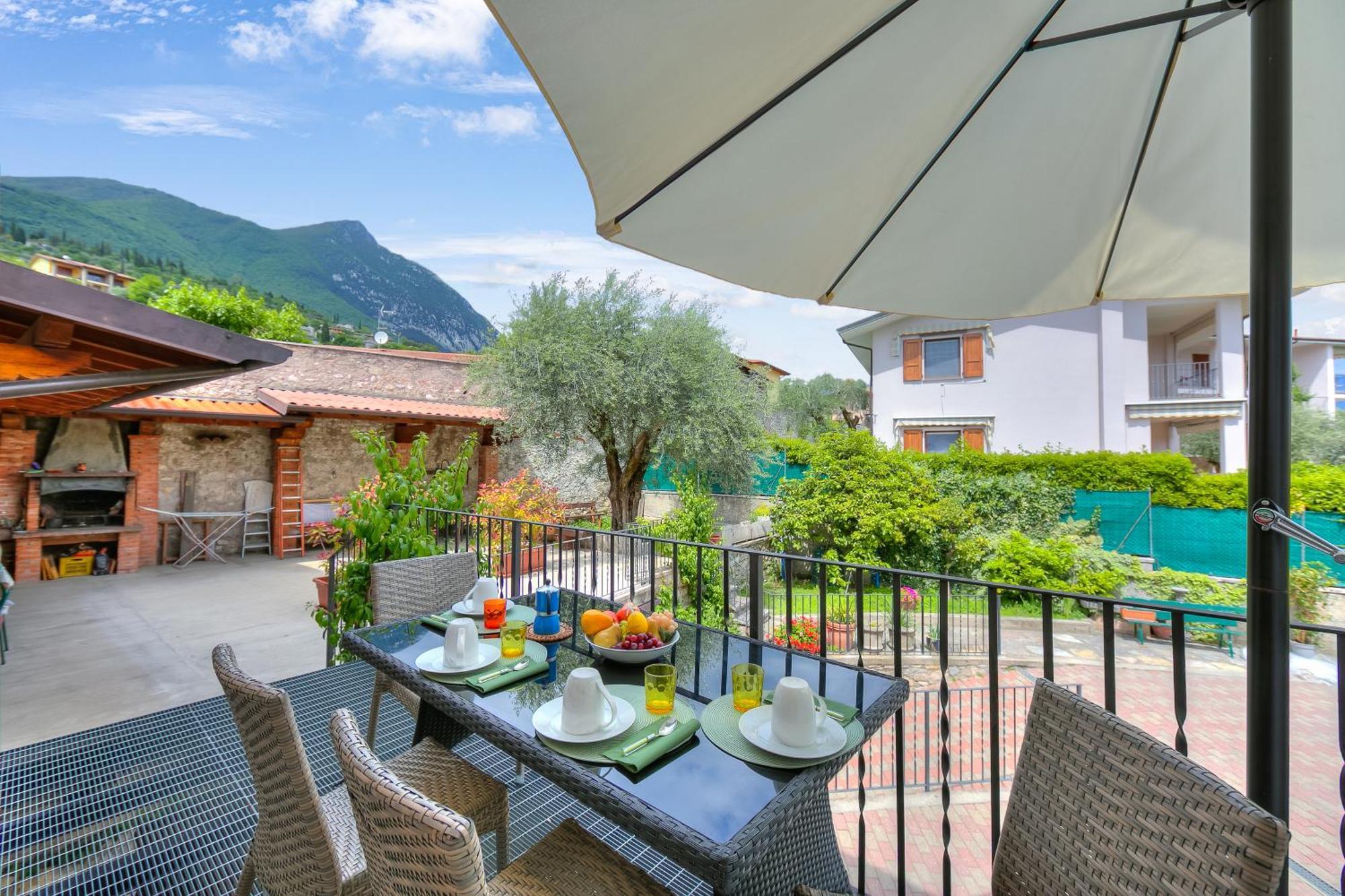 Al Peveri - Private Parking & Near Lake - Happy Rentals Toscolano-Maderno Exterior foto